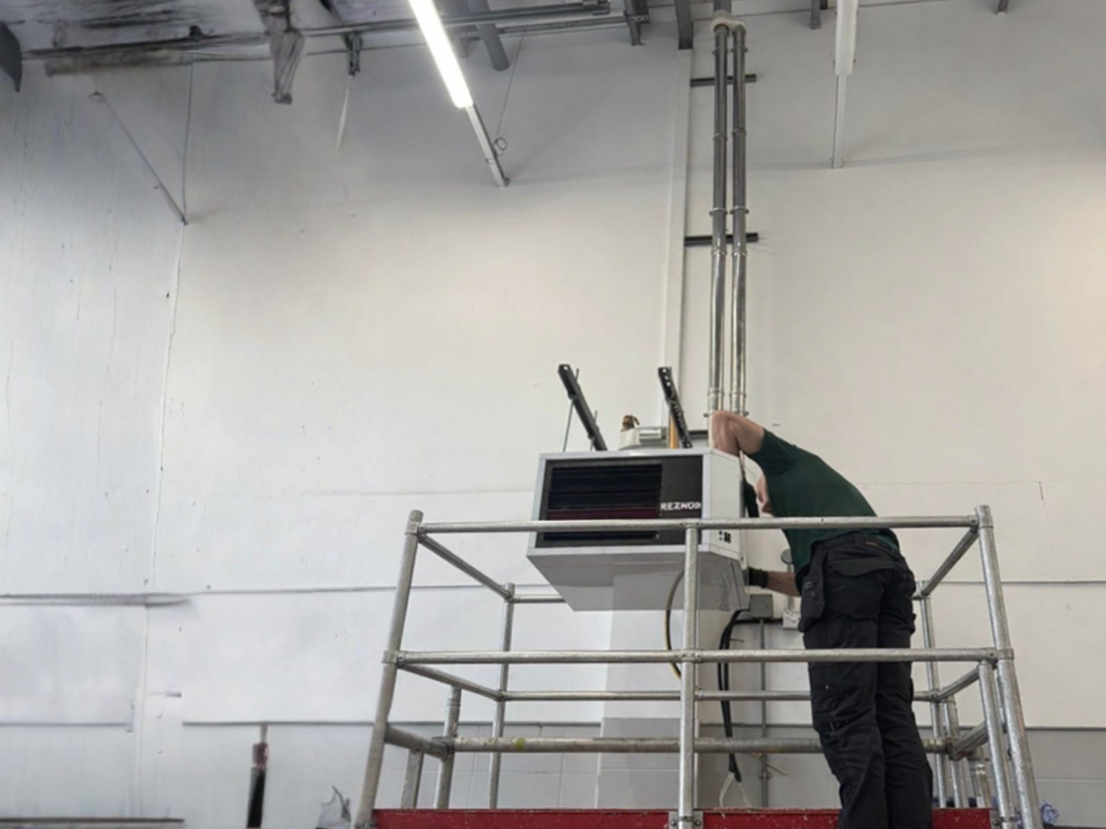 Commercial heating installation